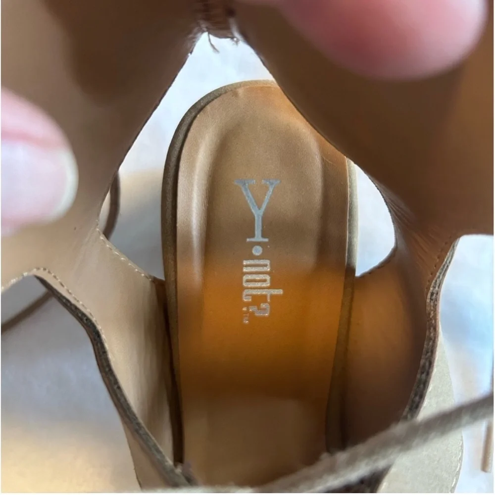 YNot tan women's sandals that ties around ankle size 7